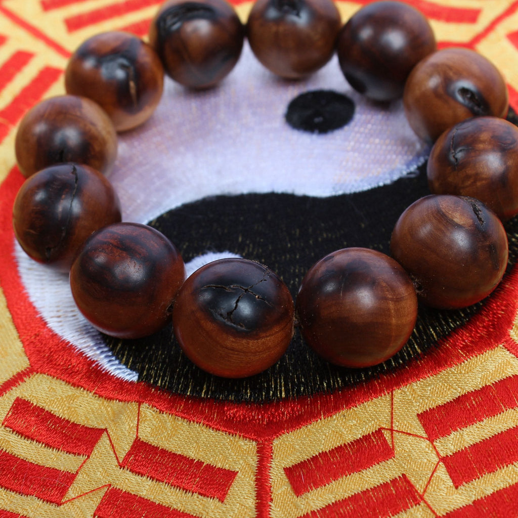 Taoist spiritual bodyguard bracelet for aura defense and clearing negative energy.